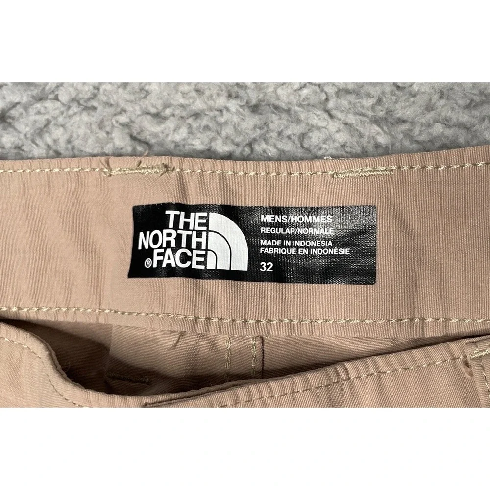The North Face Chino Athletic Outdoor Beige Shorts Mens‎ 32
